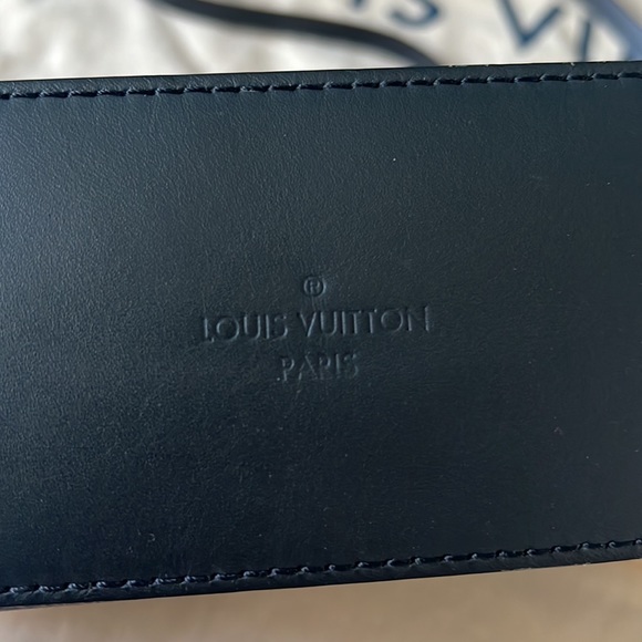 Louis Vuitton Limited Edition cross body bag - Picture 5 of 17